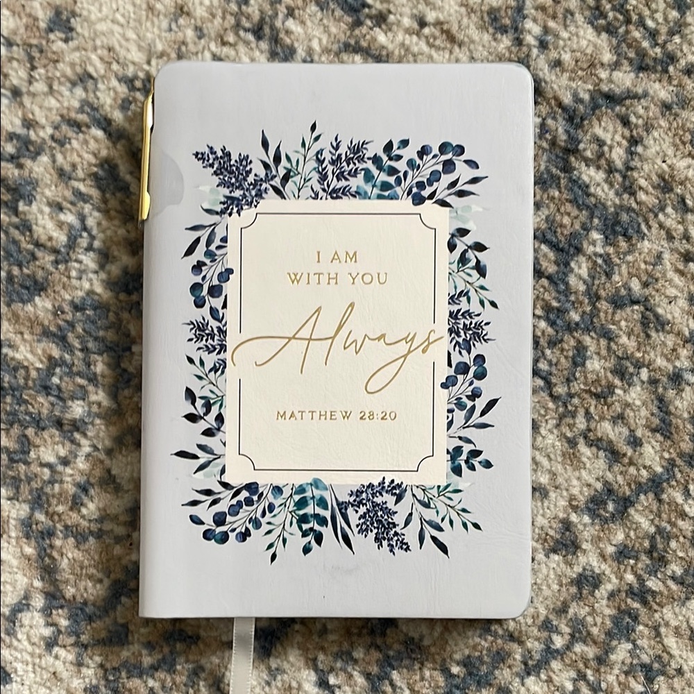 White and Gold Office Notebook with Elegant Design